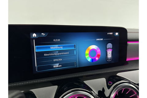 Mercedes-Benz CLA-Klasse 180 AMG Pano Sfeer LED Virtual Camera Clima Carplay Cruise Navi 18"LMV PDC Stoelverw.