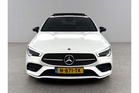 Mercedes-Benz CLA-Klasse 180 AMG Pano Sfeer LED Virtual Camera Clima Carplay Cruise Navi 18"LMV PDC Stoelverw.