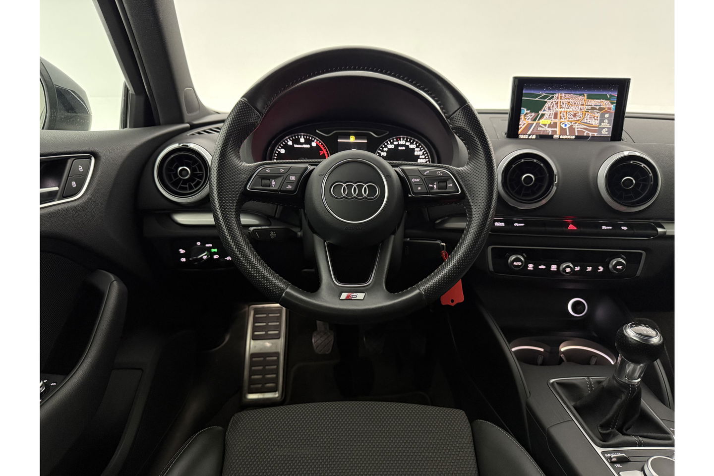 Audi A3 1.0 TFSI Sport S-line LED Cruise Clima Navi PDC 18''LMV
