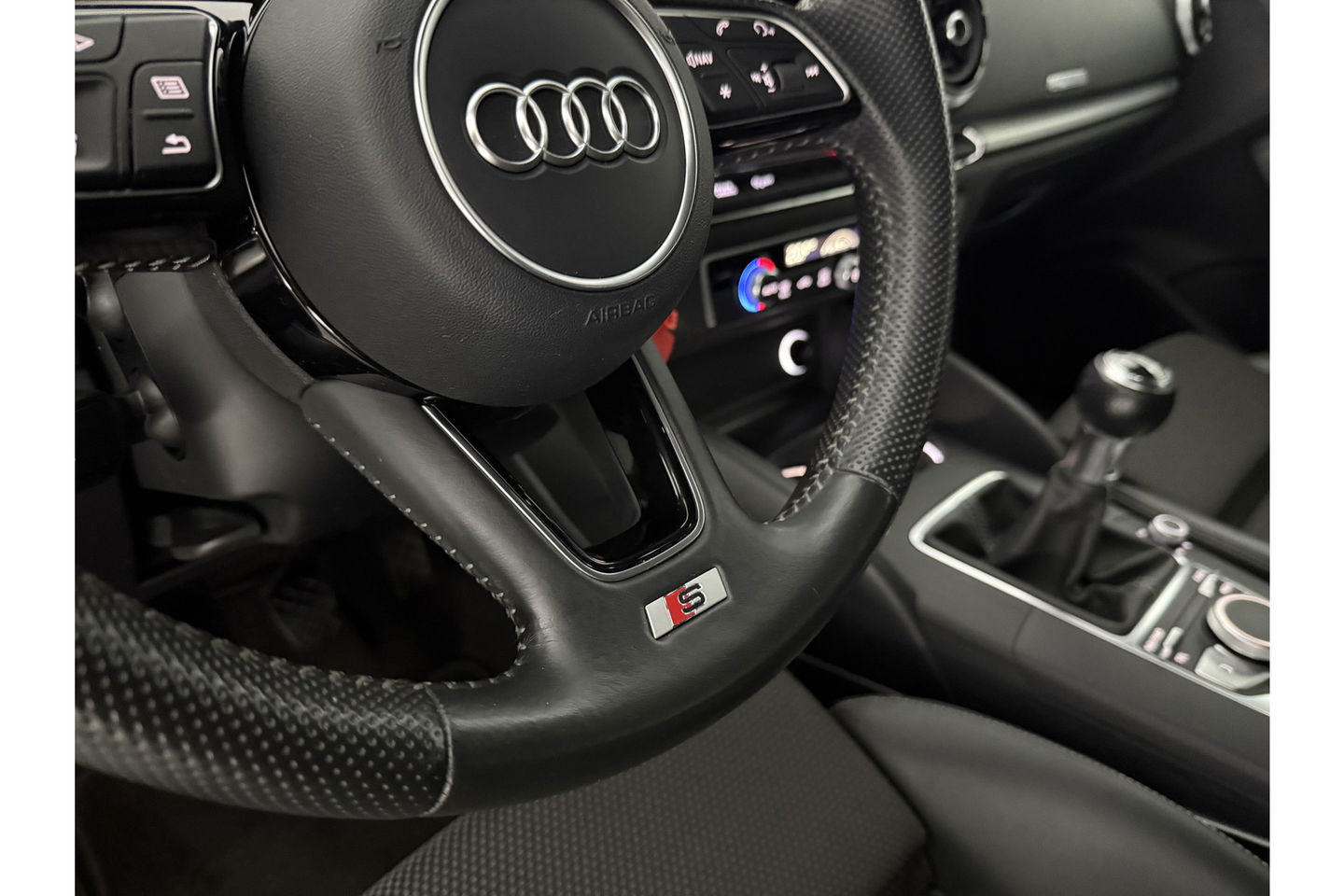 Audi A3 1.0 TFSI Sport S-line LED Cruise Clima Navi PDC 18''LMV