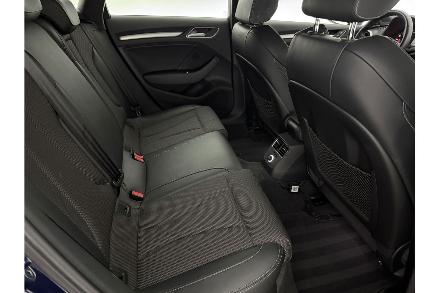 Audi A3 1.0 TFSI Sport S-line LED Cruise Clima Navi PDC 18''LMV