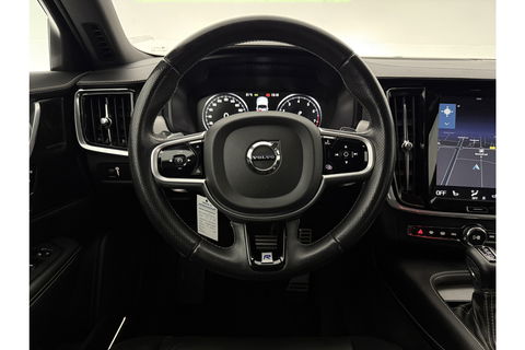 Volvo V90 2.0 T4 R-Design 190PK LED Trekhaak Camera LED Harman/Kardon Carplay Leder Clima Navi 20"LMV Memory-Seats PDC