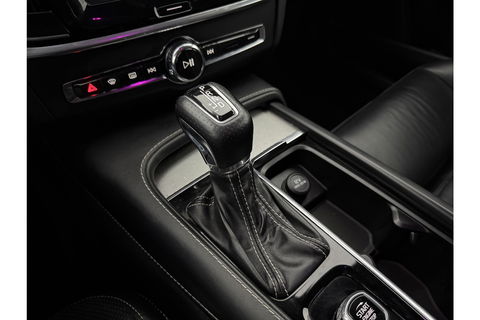 Volvo V90 2.0 T4 R-Design 190PK LED Trekhaak Camera LED Harman/Kardon Carplay Leder Clima Navi 20"LMV Memory-Seats PDC