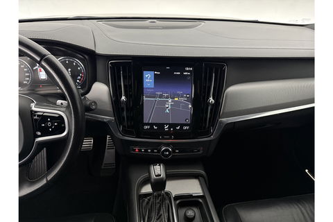 Volvo V90 2.0 T4 R-Design 190PK LED Trekhaak Camera LED Harman/Kardon Carplay Leder Clima Navi 20"LMV Memory-Seats PDC