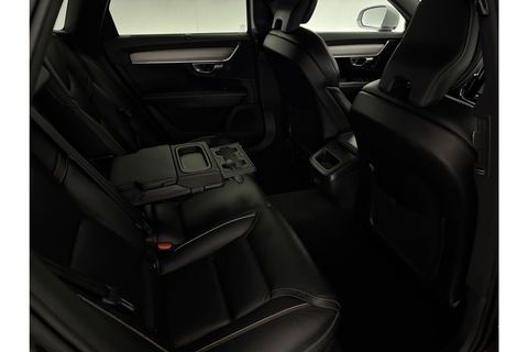 Volvo V90 2.0 T4 R-Design 190PK LED Trekhaak Camera LED Harman/Kardon Carplay Leder Clima Navi 20"LMV Memory-Seats PDC