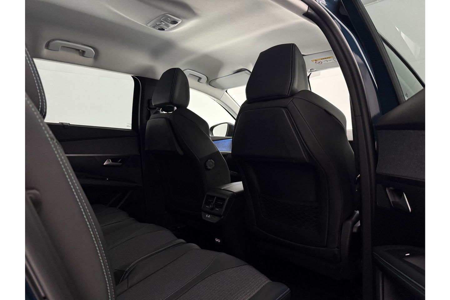 Peugeot 5008 1.2 PureTech | 7 Persoons | 360Camera LED Sfeer Virtual Carplay Clima Cruise Navi 18"LMV PDC