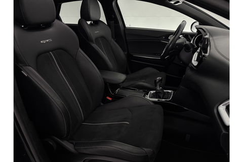 Kia pro_cee'd 1.4 T-GDI GT-Line 140PK Pano LED Carplay Camera Clima Cruise Navi PDC 17''LMV Stuur/Stoelverw.