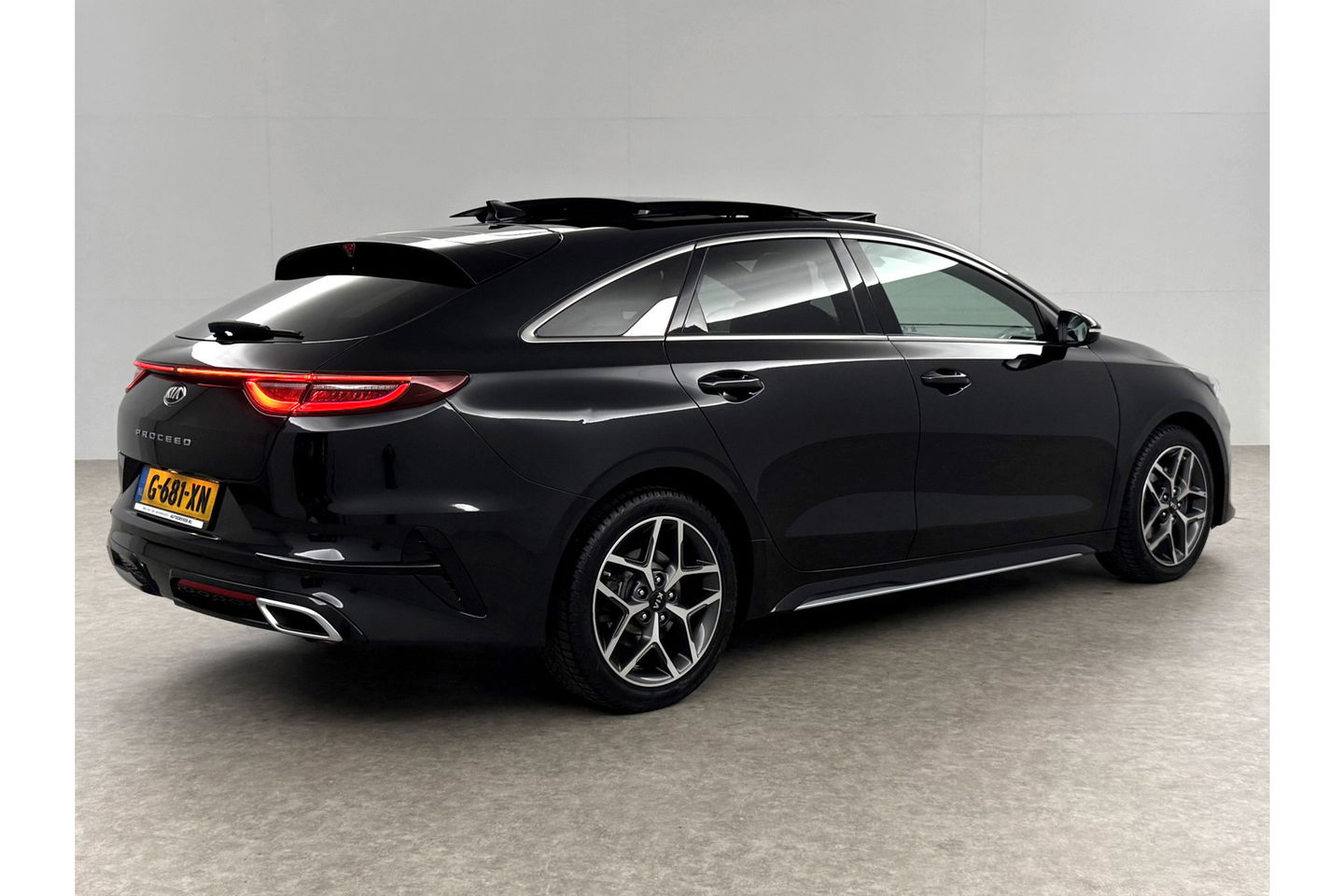 Kia pro_cee'd 1.4 T-GDI GT-Line 140PK Pano LED Carplay Camera Clima Cruise Navi PDC 17''LMV Stuur/Stoelverw.