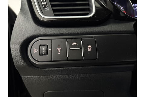 Kia pro_cee'd 1.4 T-GDI GT-Line 140PK Pano LED Carplay Camera Clima Cruise Navi PDC 17''LMV Stuur/Stoelverw.