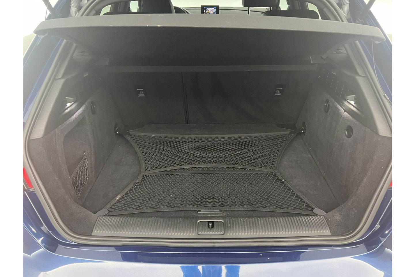 Audi A3 1.4 TFSI CoD S-line 141PK LED Clima Cruise Trekhaak Navigatie PDC 18"LMV