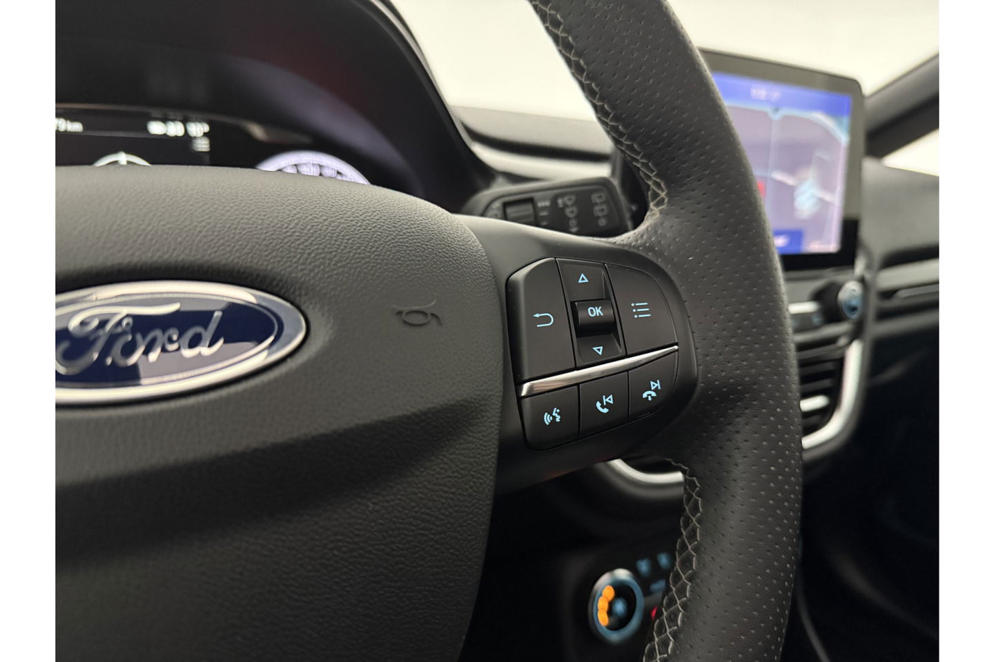 Ford Fiesta 1.5 EcoBoost ST-3 200PK Pano LED b&o Audio Carplay Clima Cruise Navi PDC 18''LMV Stoel/Stuurverwarming
