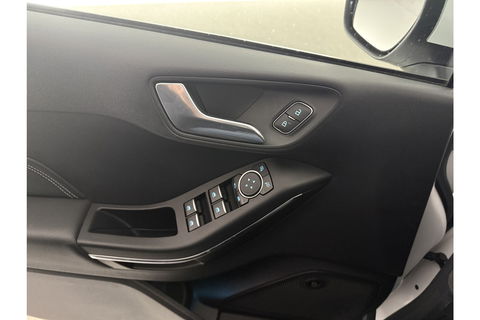 Ford Fiesta 1.5 EcoBoost ST-3 200PK Pano LED b&o Audio Carplay Clima Cruise Navi PDC 18''LMV Stoel/Stuurverwarming