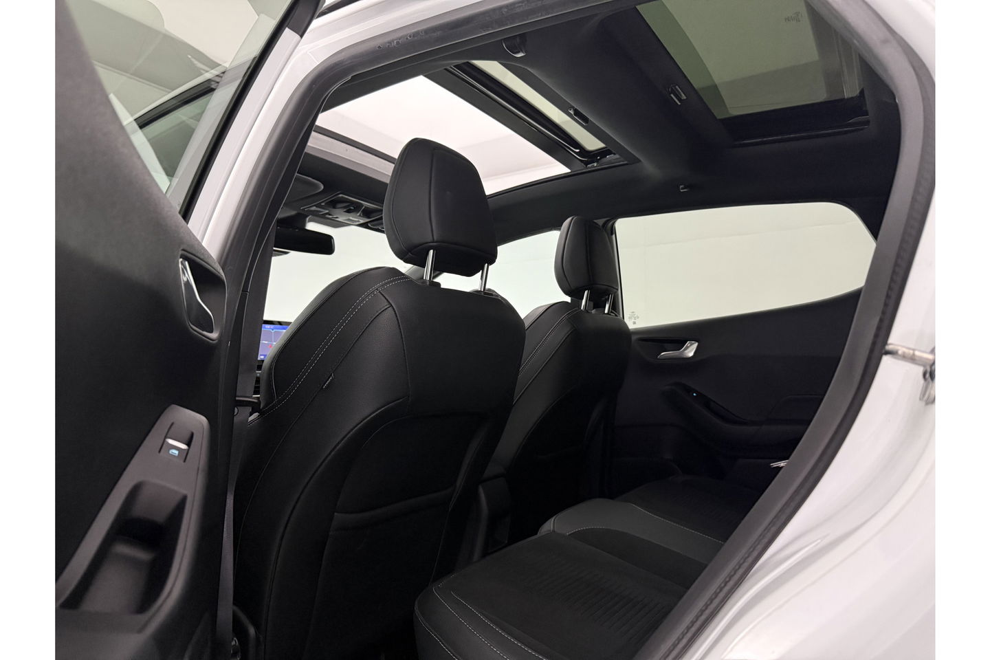 Ford Fiesta 1.5 EcoBoost ST-3 200PK Pano LED b&o Audio Carplay Clima Cruise Navi PDC 18''LMV Stoel/Stuurverwarming