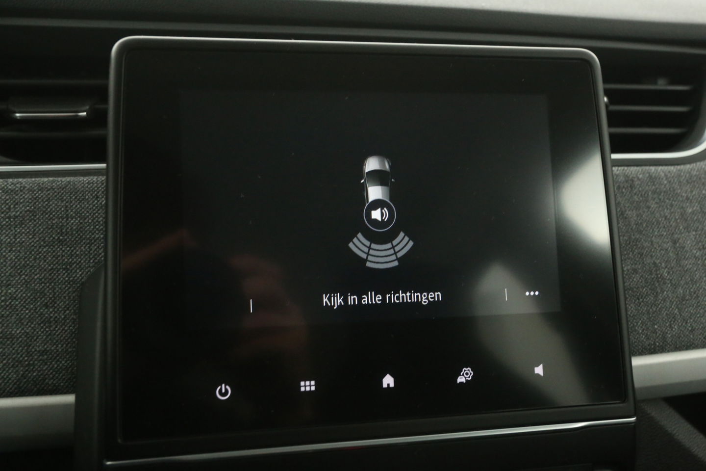 Renault ZOE 52 kWh Intens Huur-Accu | Elektrisch | Automaat Airco LED Cruise Carplay Navi PDC 16''LMV Stoelverw.