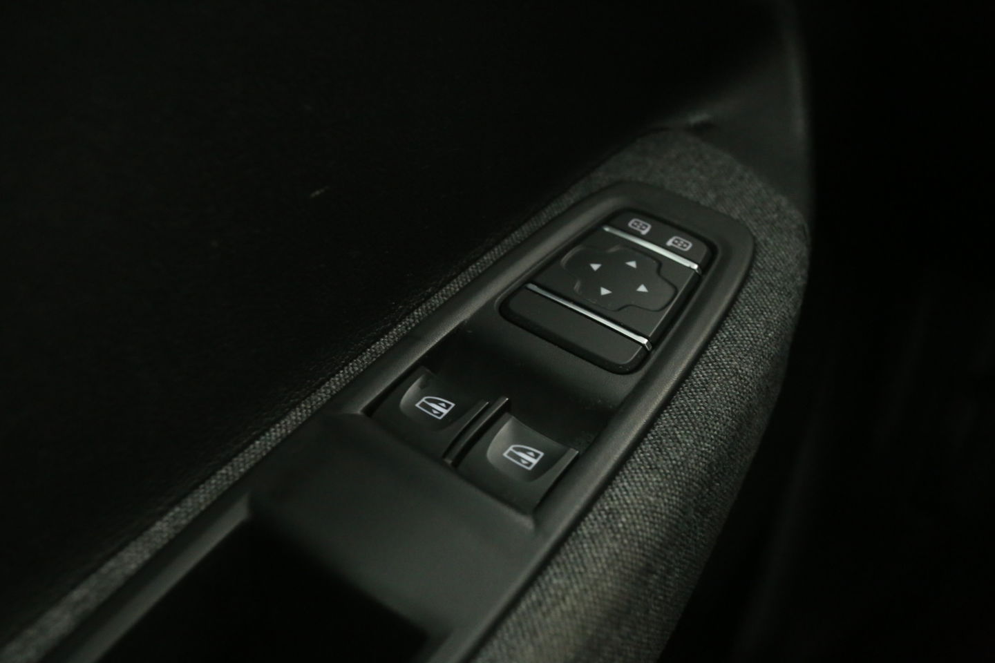 Renault ZOE 52 kWh Intens Huur-Accu | Elektrisch | Automaat Airco LED Cruise Carplay Navi PDC 16''LMV Stoelverw.