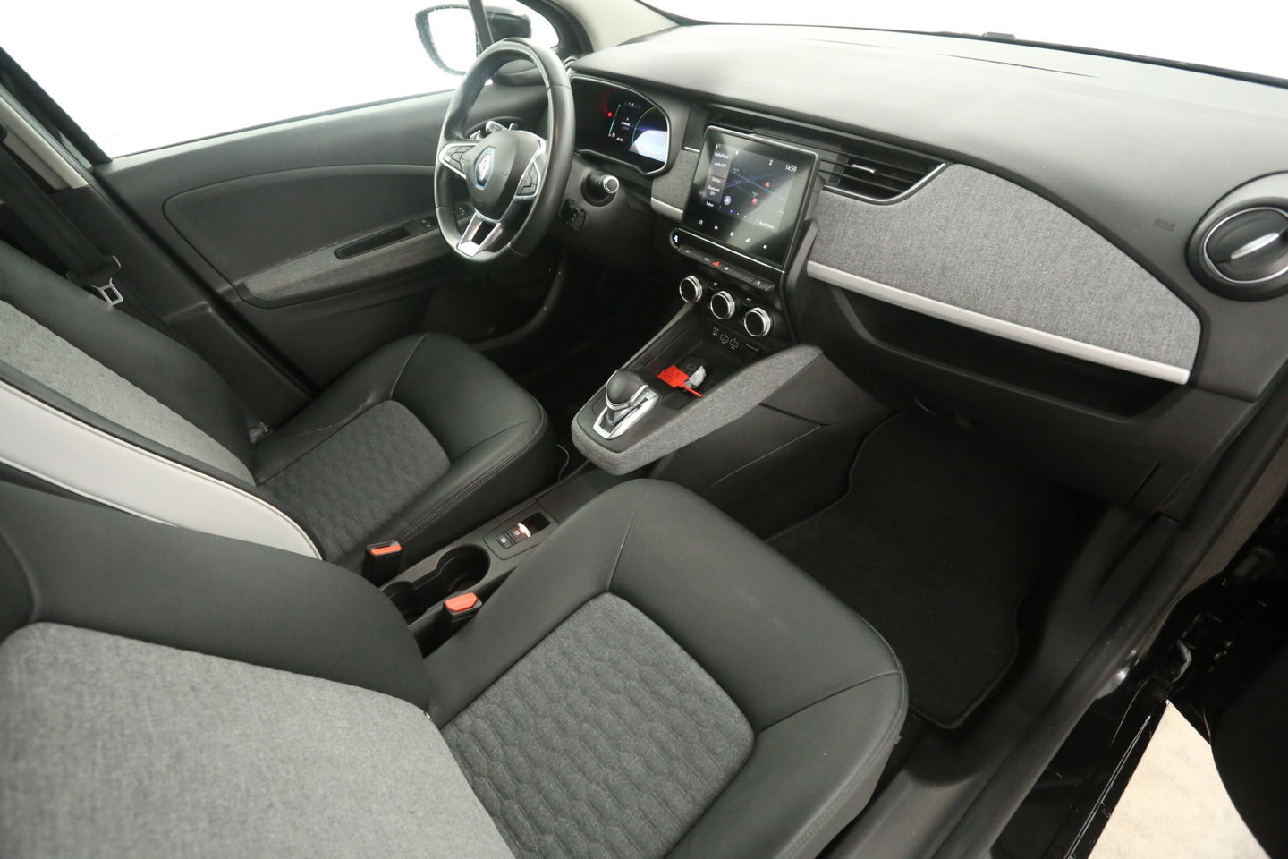 Renault ZOE 52 kWh Intens Huur-Accu | Elektrisch | Automaat Airco LED Cruise Carplay Navi PDC 16''LMV Stoelverw.