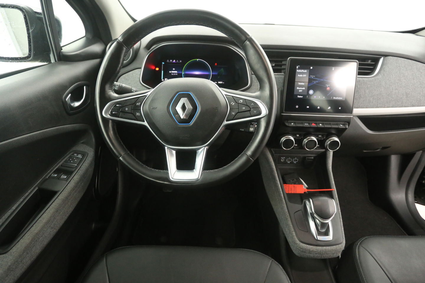 Renault ZOE 52 kWh Intens Huur-Accu | Elektrisch | Automaat Airco LED Cruise Carplay Navi PDC 16''LMV Stoelverw.