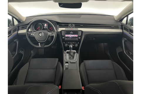 Volkswagen Passat 1.4 TSI GTE 231PK DSG Hybride LED Carplay Camera Cruise Clima Navigatie 17"LMV