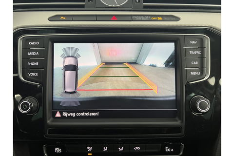 Volkswagen Passat 1.4 TSI GTE 231PK DSG Hybride LED Carplay Camera Cruise Clima Navigatie 17"LMV
