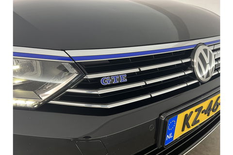 Volkswagen Passat 1.4 TSI GTE 231PK DSG Hybride LED Carplay Camera Cruise Clima Navigatie 17"LMV