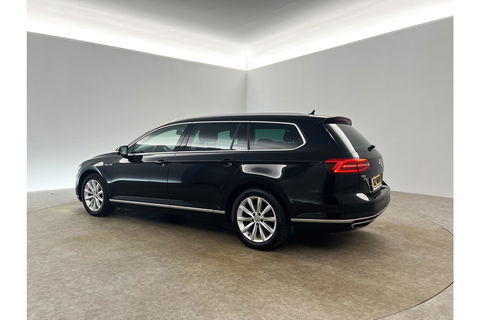 Volkswagen Passat 1.4 TSI GTE 231PK DSG Hybride LED Carplay Camera Cruise Clima Navigatie 17"LMV