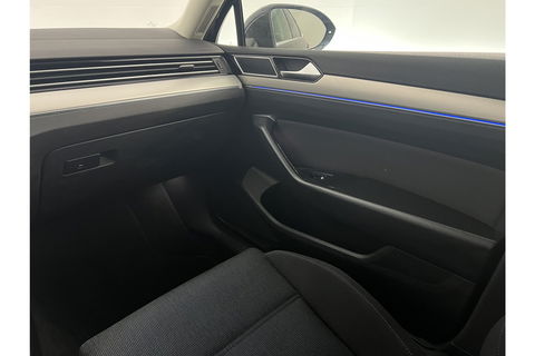 Volkswagen Passat 1.4 TSI GTE 231PK DSG Hybride LED Carplay Camera Cruise Clima Navigatie 17"LMV
