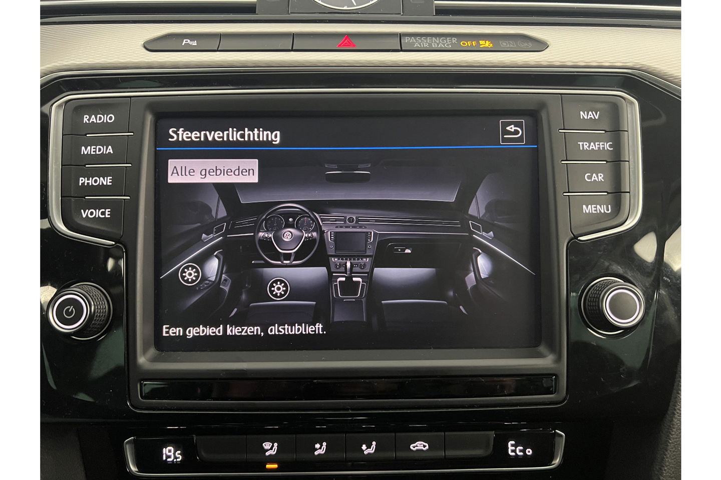 Volkswagen Passat 1.4 TSI GTE 231PK DSG Hybride LED Carplay Camera Cruise Clima Navigatie 17"LMV