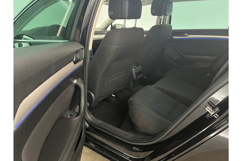Volkswagen Passat 1.4 TSI GTE 231PK DSG Hybride LED Carplay Camera Cruise Clima Navigatie 17"LMV