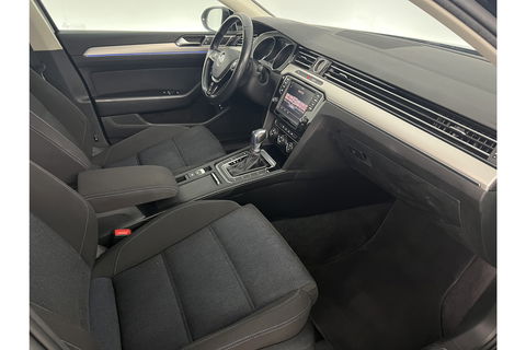 Volkswagen Passat 1.4 TSI GTE 231PK DSG Hybride LED Carplay Camera Cruise Clima Navigatie 17"LMV