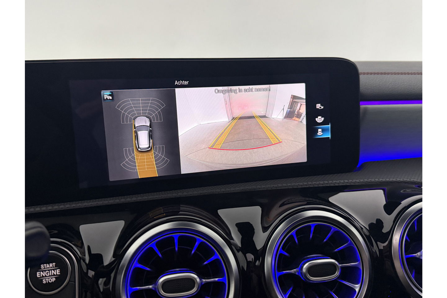 Mercedes-Benz CLA-Klasse 180 AMG Pano Sfeer Camera Carplay Virtual LED Clima Cruise Navi PDC Memory-Seats 18''LMV
