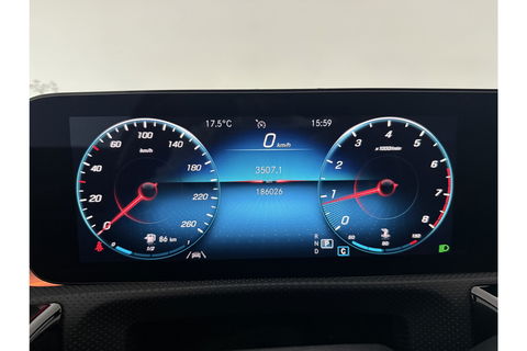 Mercedes-Benz CLA-Klasse 180 AMG Pano Sfeer Camera Carplay Virtual LED Clima Cruise Navi PDC Memory-Seats 18''LMV