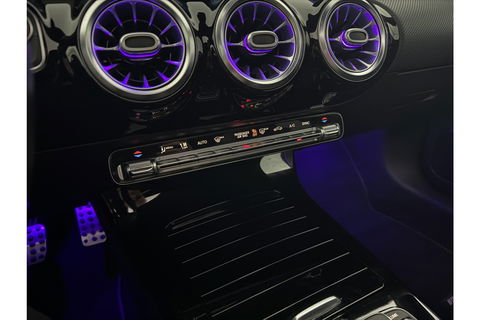Mercedes-Benz CLA-Klasse 180 AMG Pano Sfeer Camera Carplay Virtual LED Clima Cruise Navi PDC Memory-Seats 18''LMV