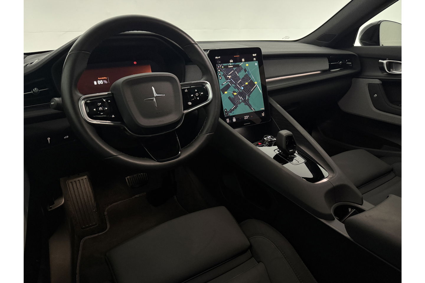 Polestar 2 Long Range Dual Motor Launch Edition 78kWh 408PK Pano Harman/Kardon LED Virtual 360Camera ACC 19"LMV Carplay Memory-Seat Stoel/Stuurverw.