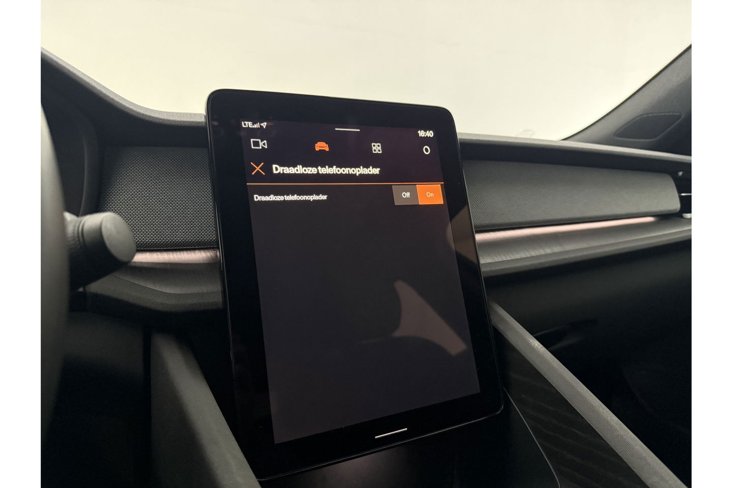 Polestar 2 Long Range Dual Motor Launch Edition 78kWh 408PK Pano Harman/Kardon LED Virtual 360Camera ACC 19"LMV Carplay Memory-Seat Stoel/Stuurverw.