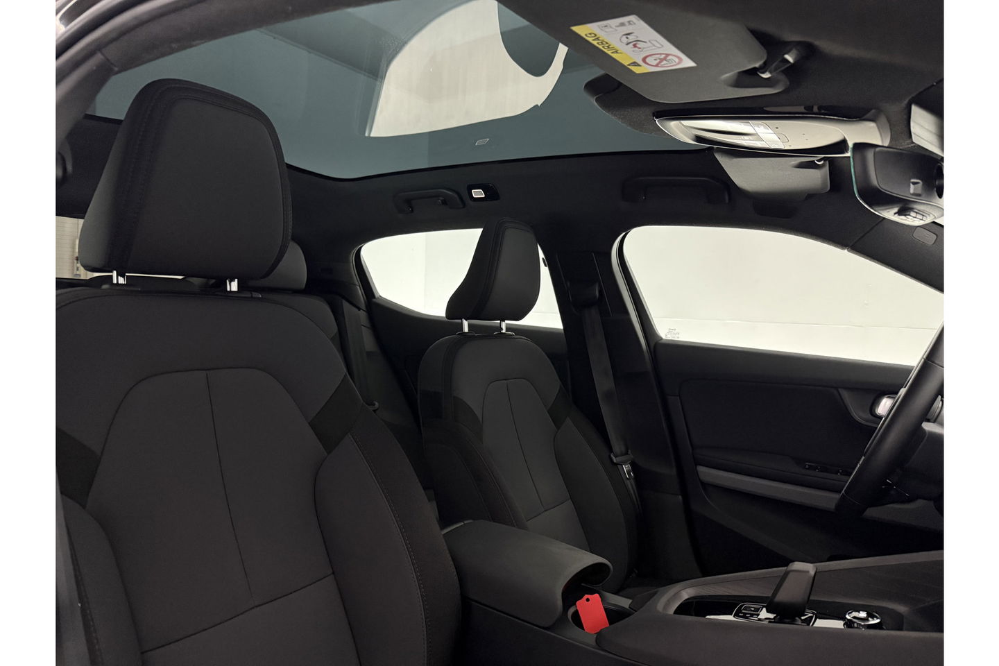 Polestar 2 Long Range Dual Motor Launch Edition 78kWh 408PK Pano Harman/Kardon LED Virtual 360Camera ACC 19"LMV Carplay Memory-Seat Stoel/Stuurverw.
