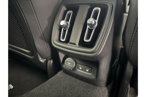 Polestar 2 Long Range Dual Motor Launch Edition 78kWh 408PK Pano Harman/Kardon LED Virtual 360Camera ACC 19"LMV Carplay Memory-Seat Stoel/Stuurverw.