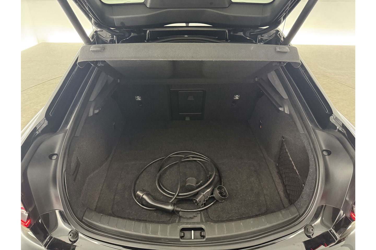 Polestar 2 Long Range Dual Motor Launch Edition 78kWh 408PK Pano Harman/Kardon LED Virtual 360Camera ACC 19"LMV Carplay Memory-Seat Stoel/Stuurverw.