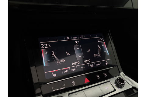 Audi e-tron 50 Quattro 4WD Launch Edition Plus 71kWh 313PK Elektrisch Pano LED Camera Carplay Clima Cruise 20"LMV Memory Seat Virtual PDC