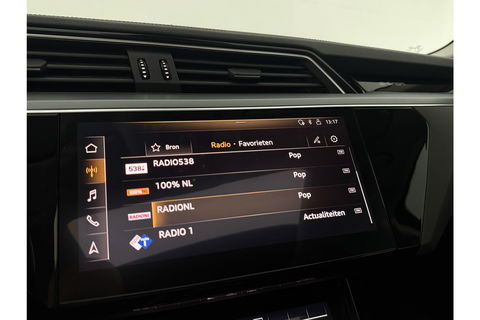 Audi e-tron 50 Quattro 4WD Launch Edition Plus 71kWh 313PK Elektrisch Pano LED Camera Carplay Clima Cruise 20"LMV Memory Seat Virtual PDC