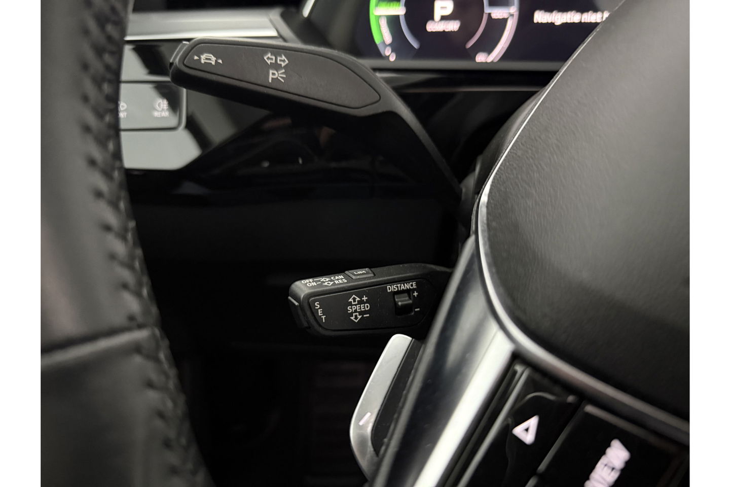 Audi e-tron 50 Quattro 4WD Launch Edition Plus 71kWh 313PK Elektrisch Pano LED Camera Carplay Clima Cruise 20"LMV Memory Seat Virtual PDC