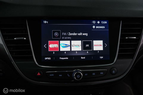 Opel Crossland X 1.2 Turbo | CarPlay | Camera | Trekhaak | 1e eigenaar | NL auto NAP | Head up display | sport stoelen |