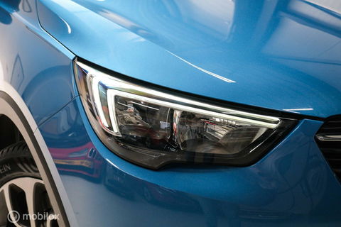 Opel Crossland X 1.2 Turbo | CarPlay | Camera | Trekhaak | 1e eigenaar | NL auto NAP | Head up display | sport stoelen |