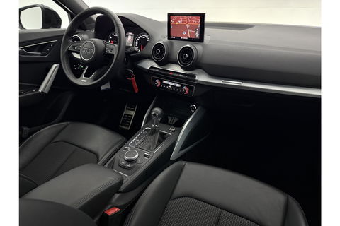 Audi Q2 35 TFSI 150PK S Line LED Carplay Clima Cruise Navi PDC 18''LMV