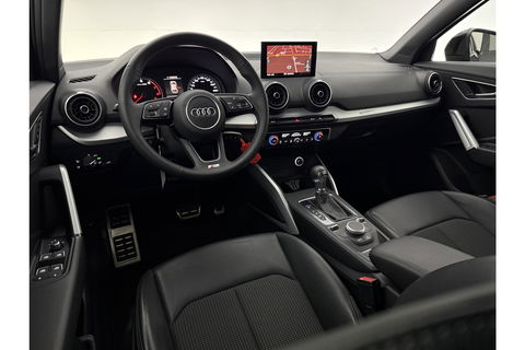 Audi Q2 35 TFSI 150PK S Line LED Carplay Clima Cruise Navi PDC 18''LMV