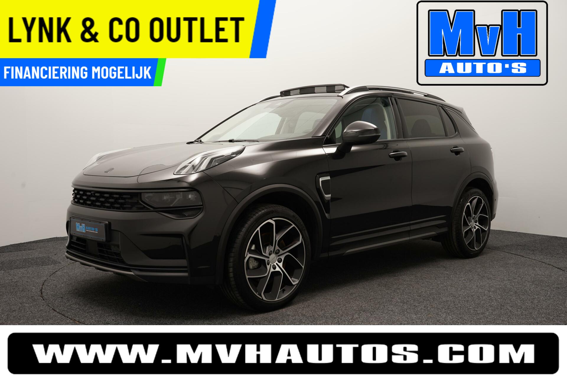Lynk & Co 01 1.5 Plug-in Hybride|FULL BLACK|ZWARTE.HEMEL|NAP