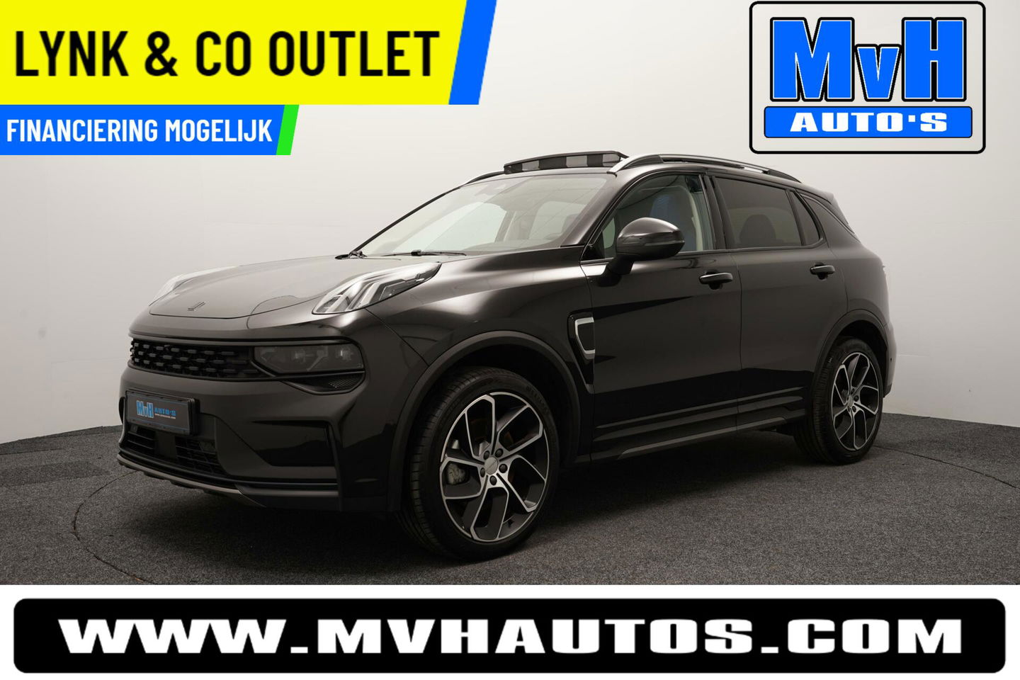 Lynk & Co 01 1.5 Plug-in Hybride|FULL BLACK|ZWARTE.HEMEL|NAP