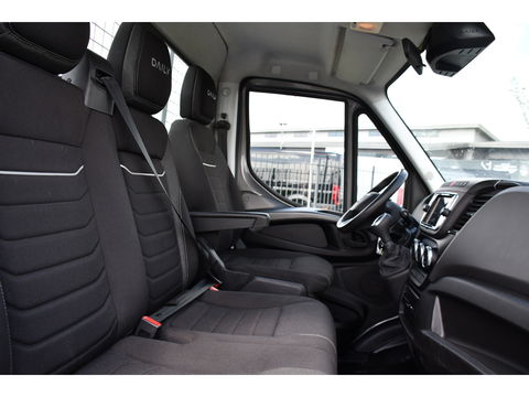 Iveco 40C18 Daily DL L4 Openlaadbak Camera, Cruise, LED, Carplay, 180PK, 3500kg Trekhaak, Clima, Automaat, Uniek! Chassis