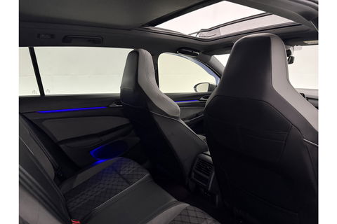 Volkswagen Golf 1.5 eTSI R-Line 162PK DSG Pano Trekhaak Sfeer Virtual Clima LED Carplay Navi PDC 18"LMV Stoel/Stuurverwarming