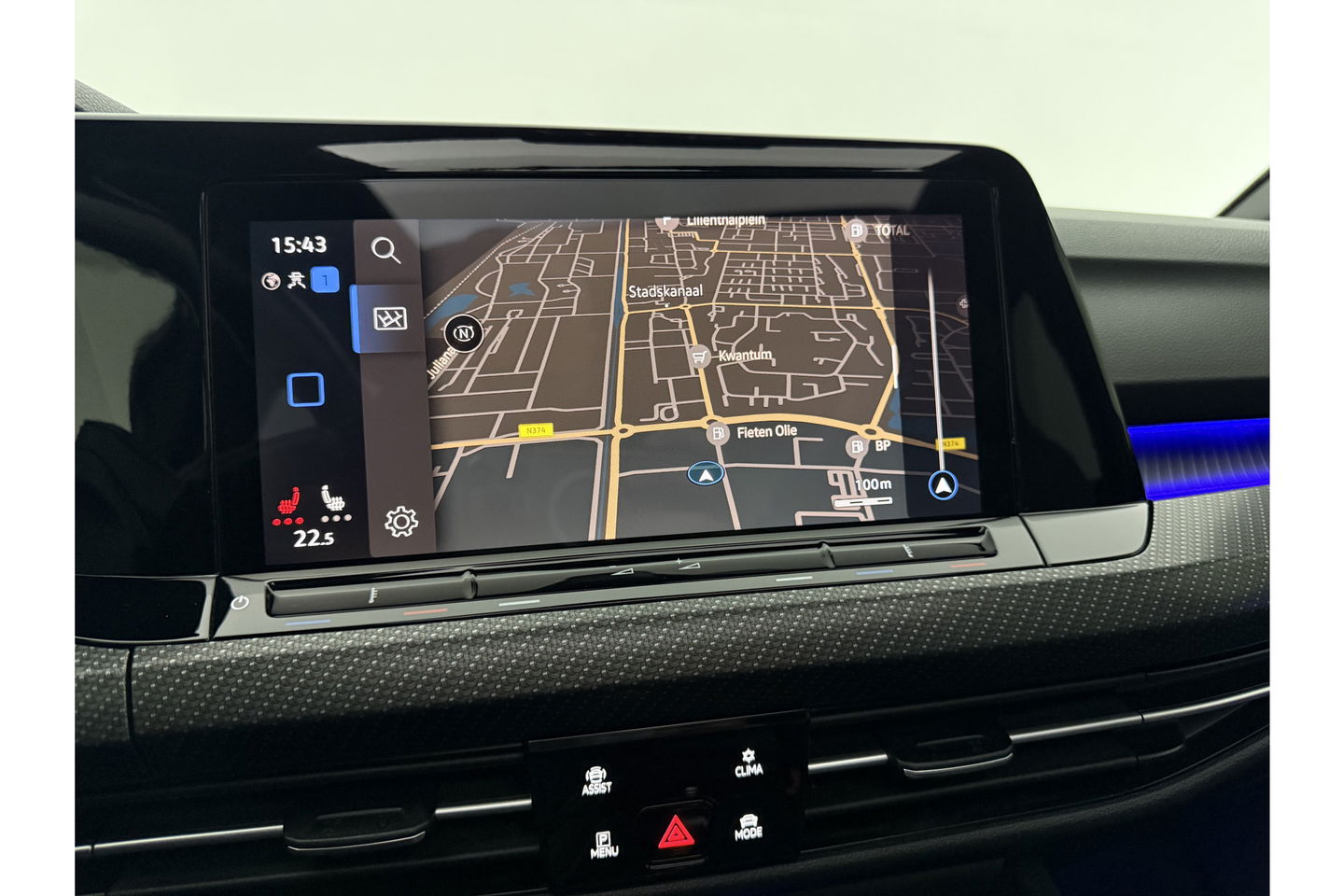 Volkswagen Golf 1.5 eTSI R-Line 162PK DSG Pano Trekhaak Sfeer Virtual Clima LED Carplay Navi PDC 18"LMV Stoel/Stuurverwarming