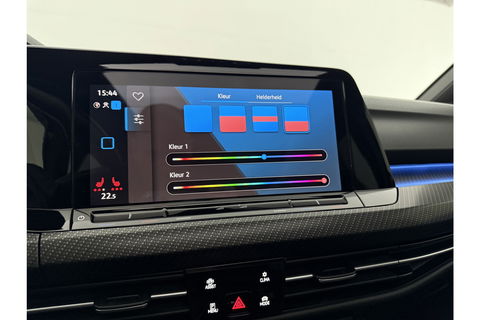 Volkswagen Golf 1.5 eTSI R-Line 162PK DSG Pano Trekhaak Sfeer Virtual Clima LED Carplay Navi PDC 18"LMV Stoel/Stuurverwarming